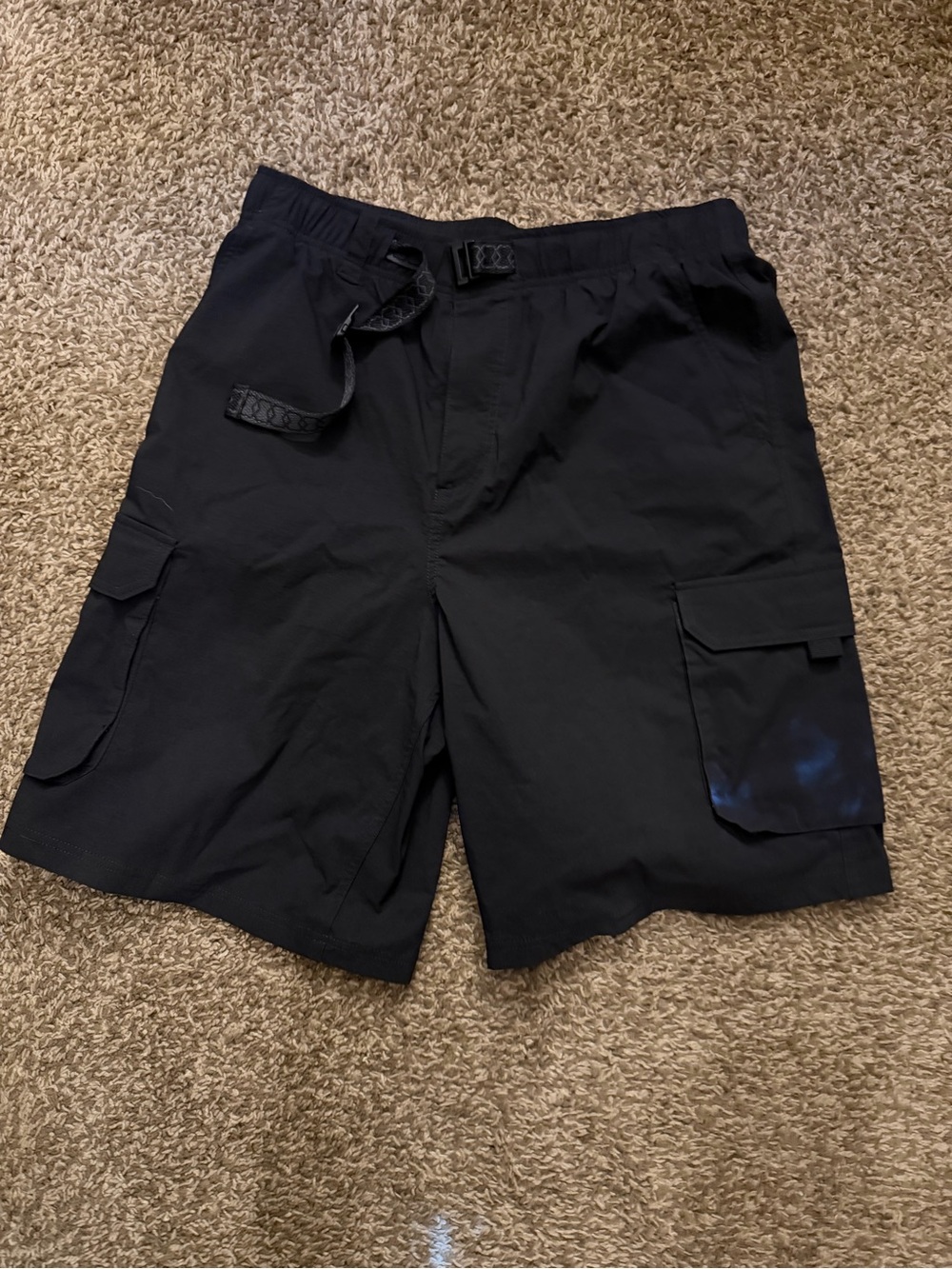 Nike SB black utility shorts Size M used built in belt